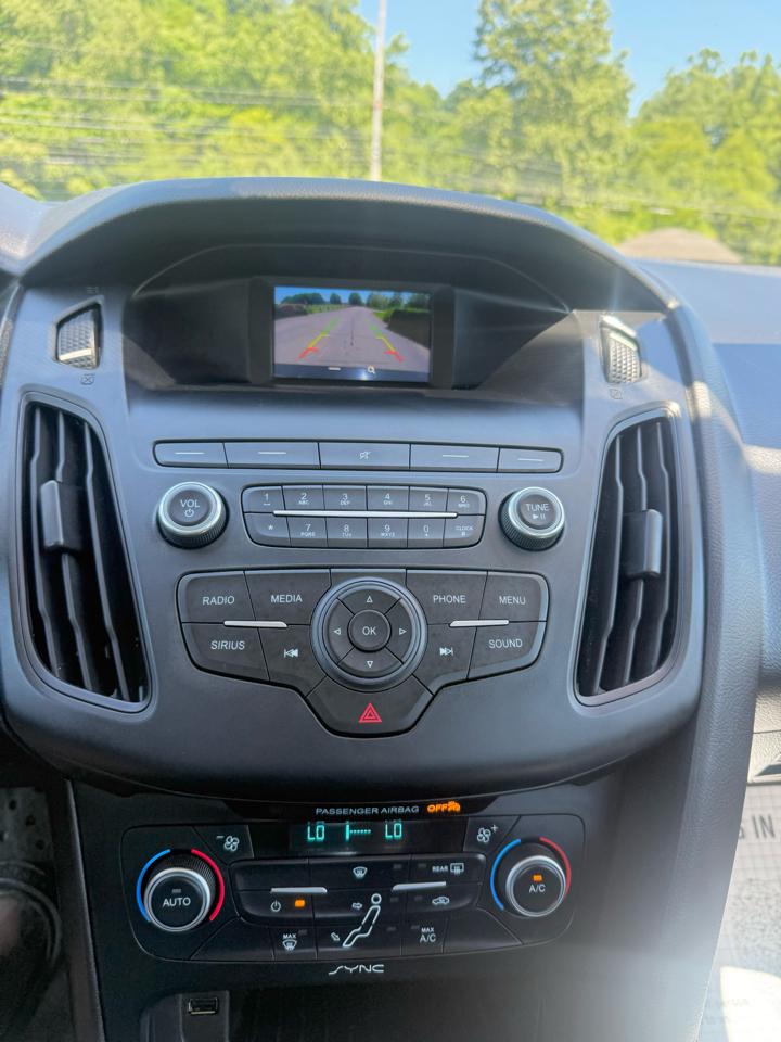 Ford Focus SE Sedan 2018