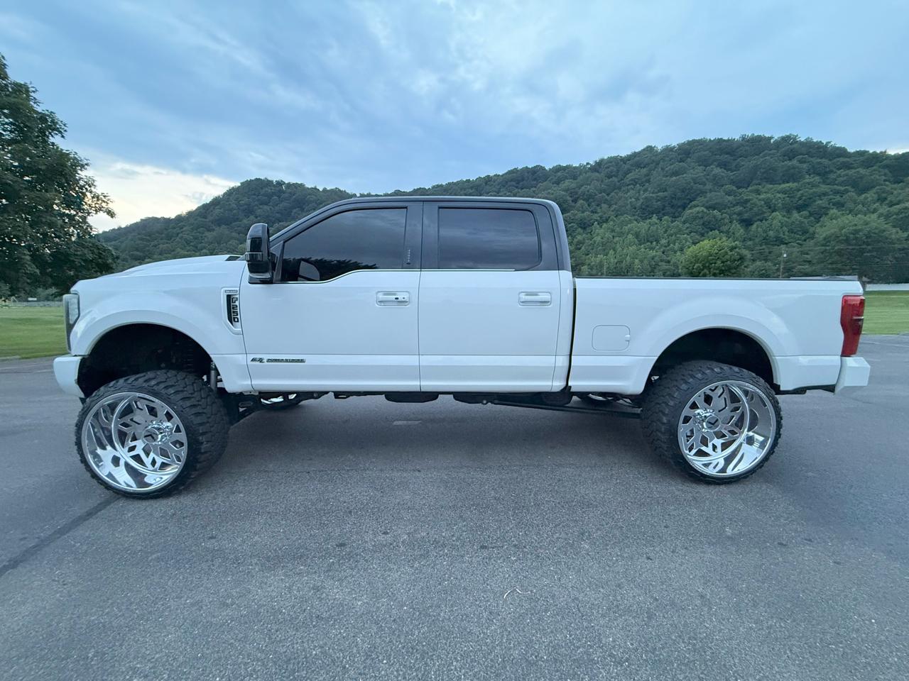 Ford F-250 SD King Ranch Crew Cab 4WD 2018