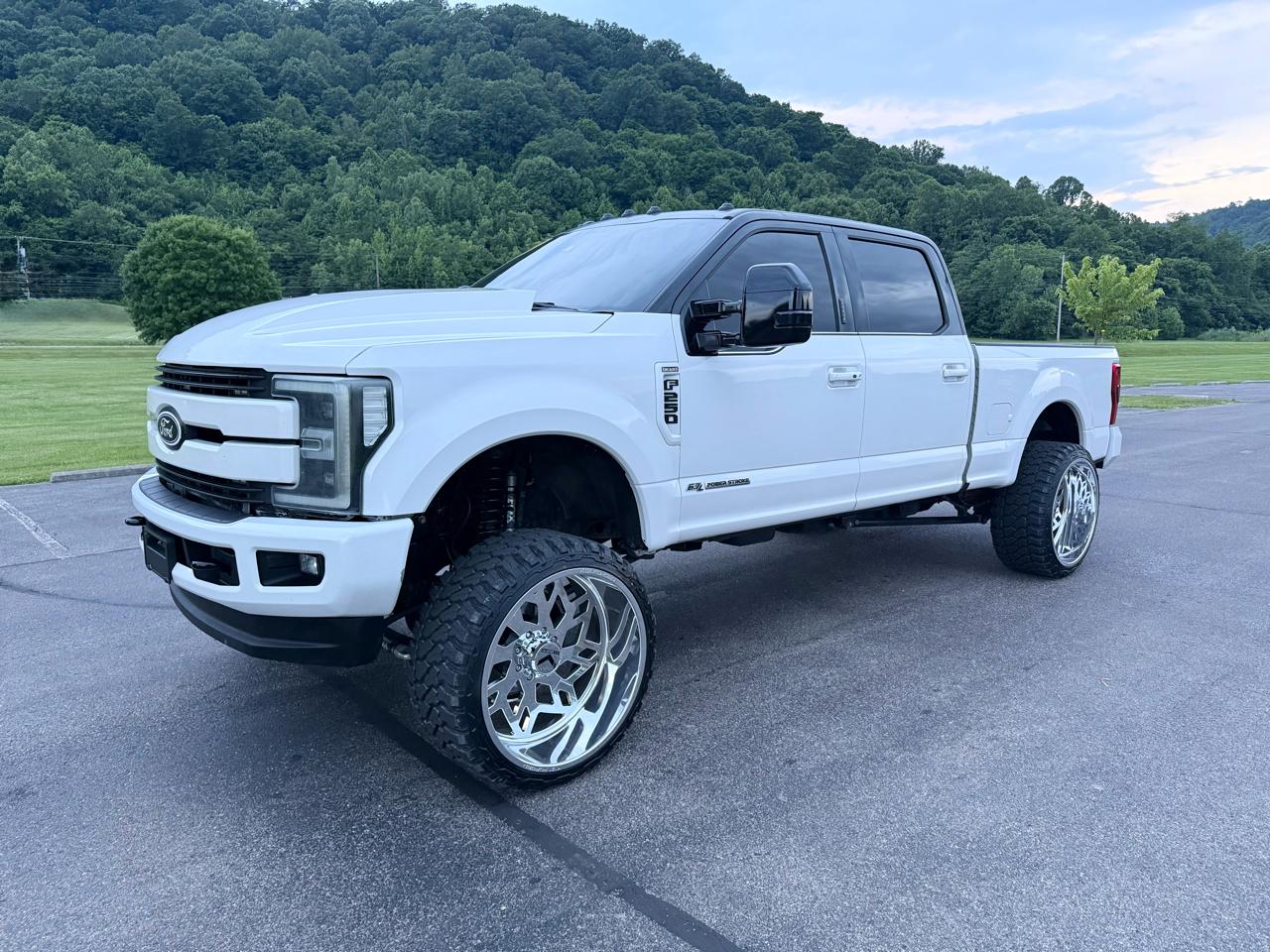 Ford F-250 SD King Ranch Crew Cab 4WD 2018