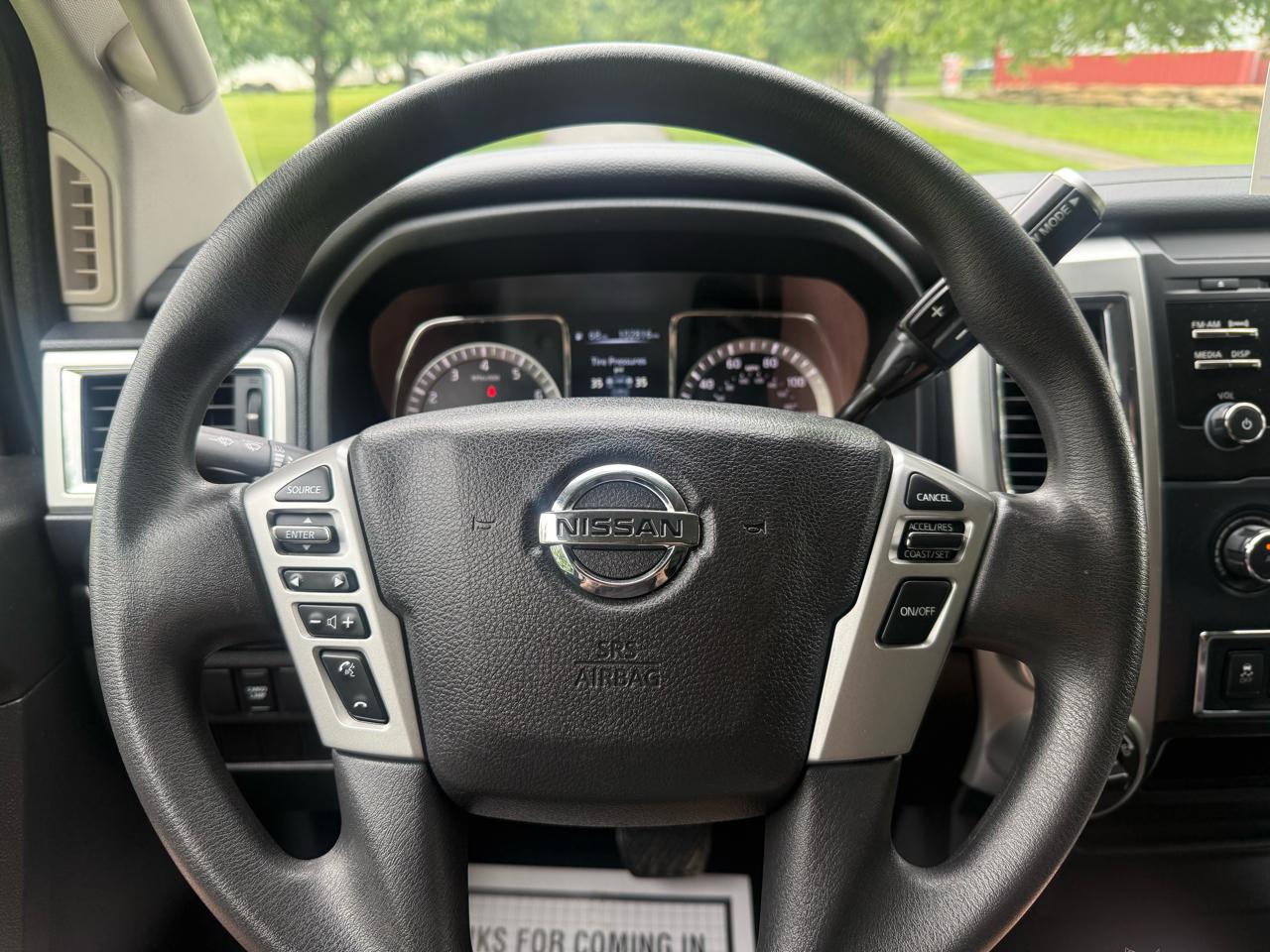 Nissan Titan 4WD 2017