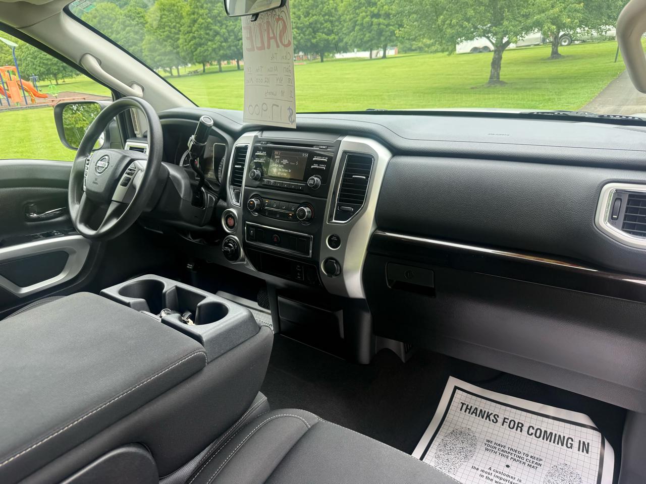 Nissan Titan 4WD 2017