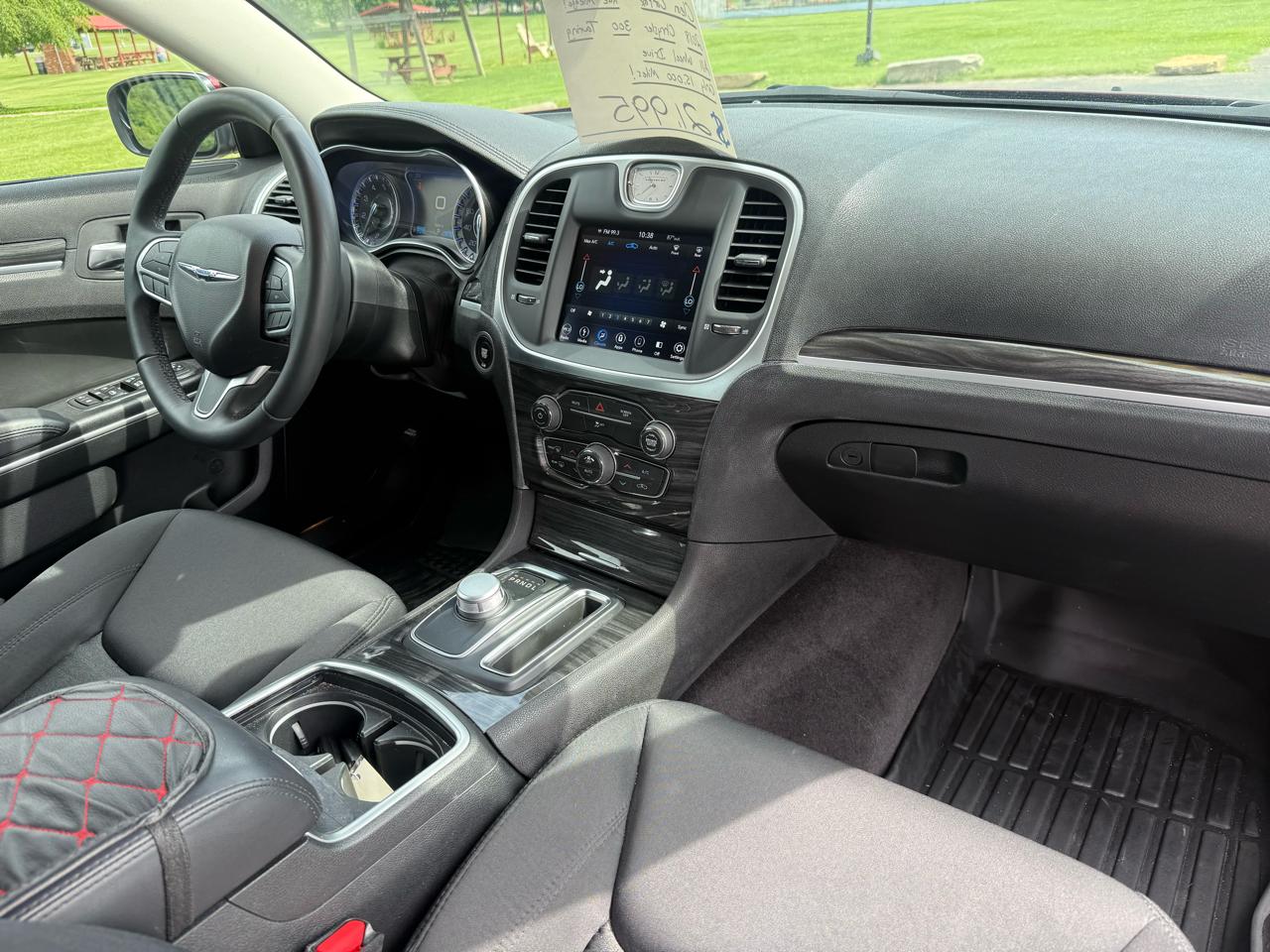 Chrysler 300 Touring AWD 2018