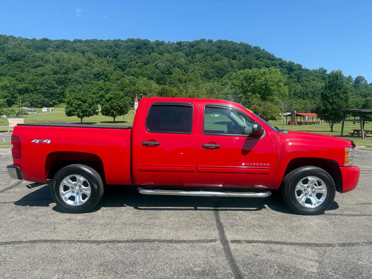Chevrolet Silverado 1500 4WD Crew Cab 143.5" LS 2012