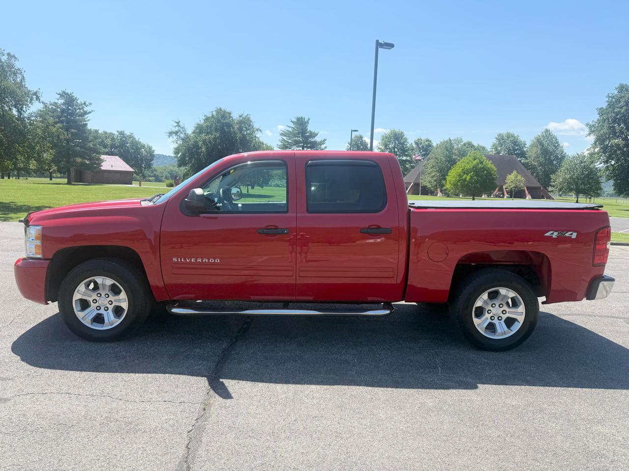 Chevrolet Silverado 1500 4WD Crew Cab 143.5" LS 2012