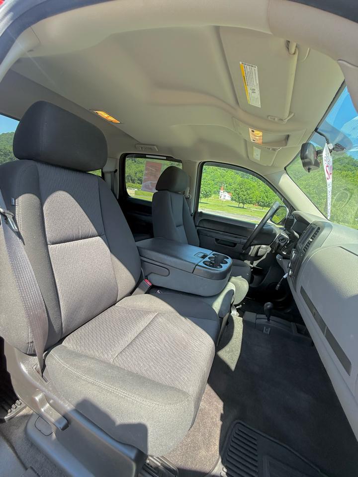 Chevrolet Silverado 1500 4WD Crew Cab 143.5" LS 2012