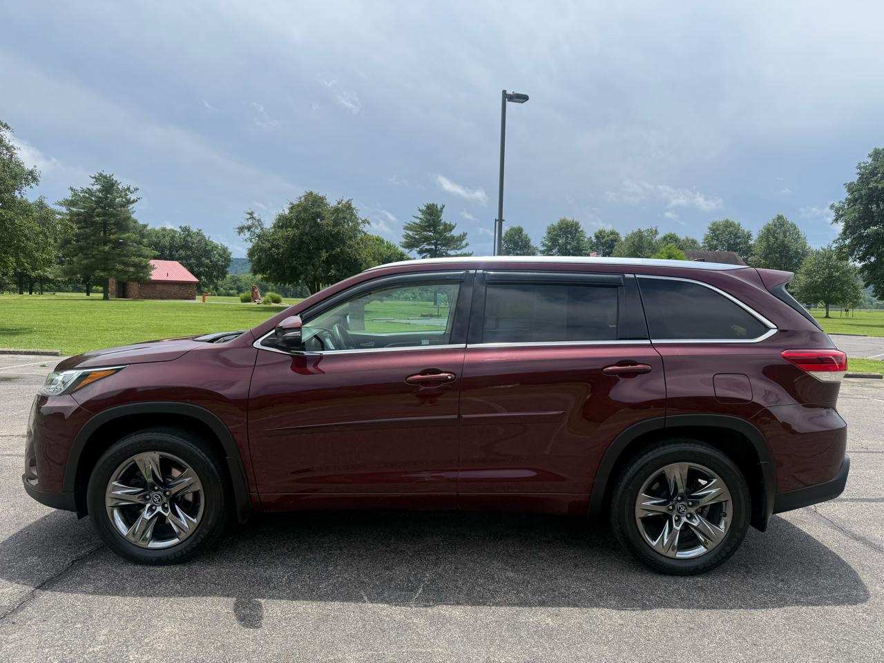 Toyota Highlander Limited AWD V6 2017