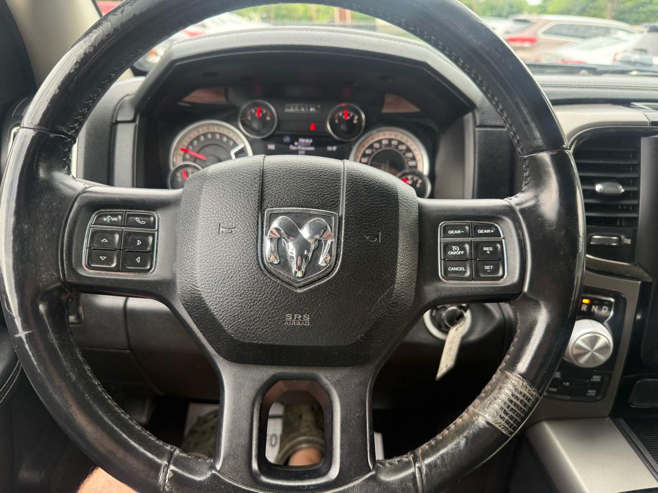 RAM 1500 4WD Quad Cab 140.5" Sport 2014