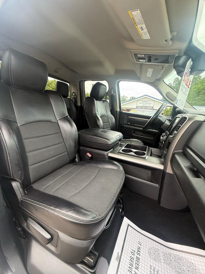 RAM 1500 4WD Quad Cab 140.5" Sport 2014