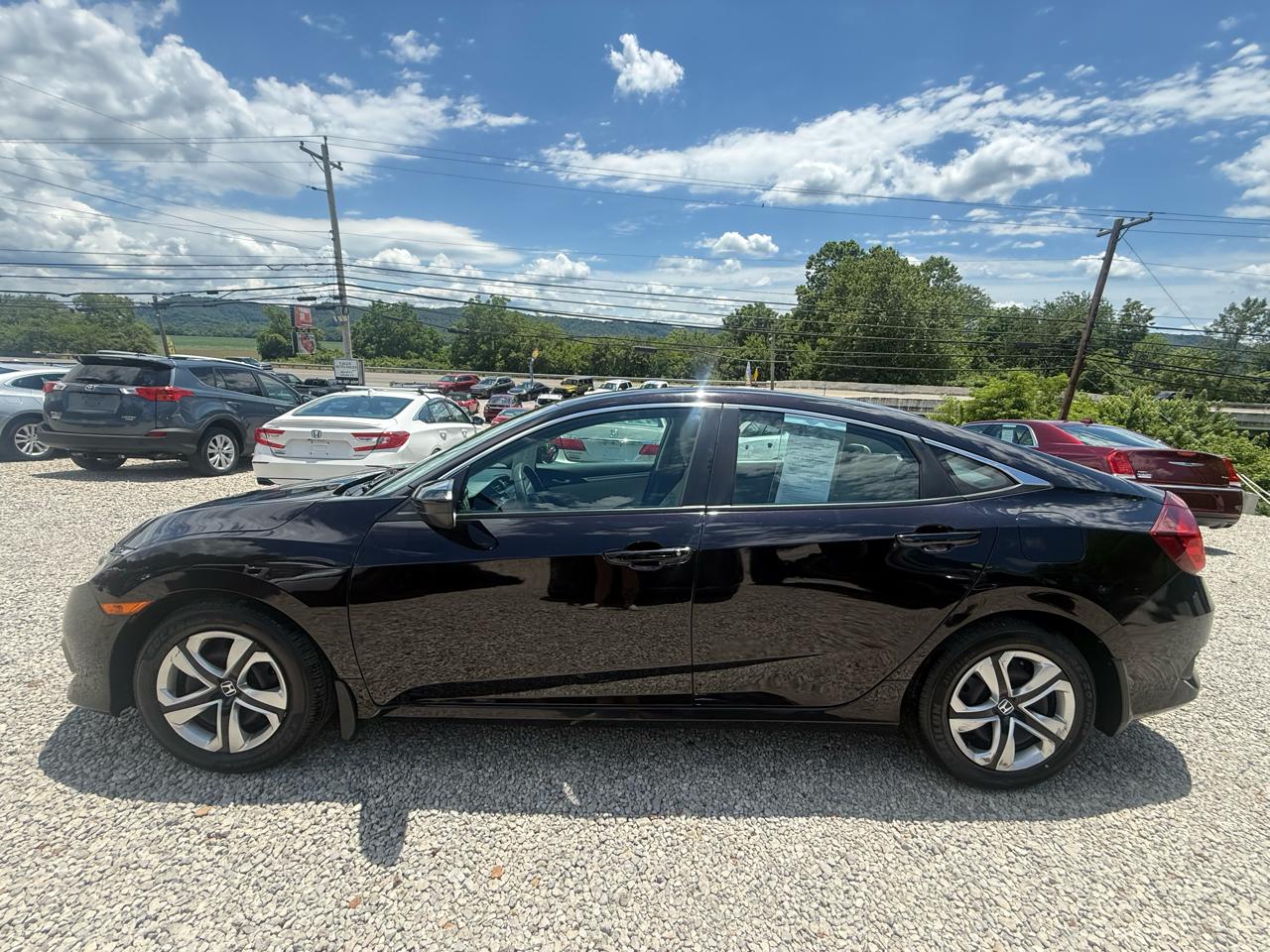 Honda Civic 4dr Sdn LX Auto 2017