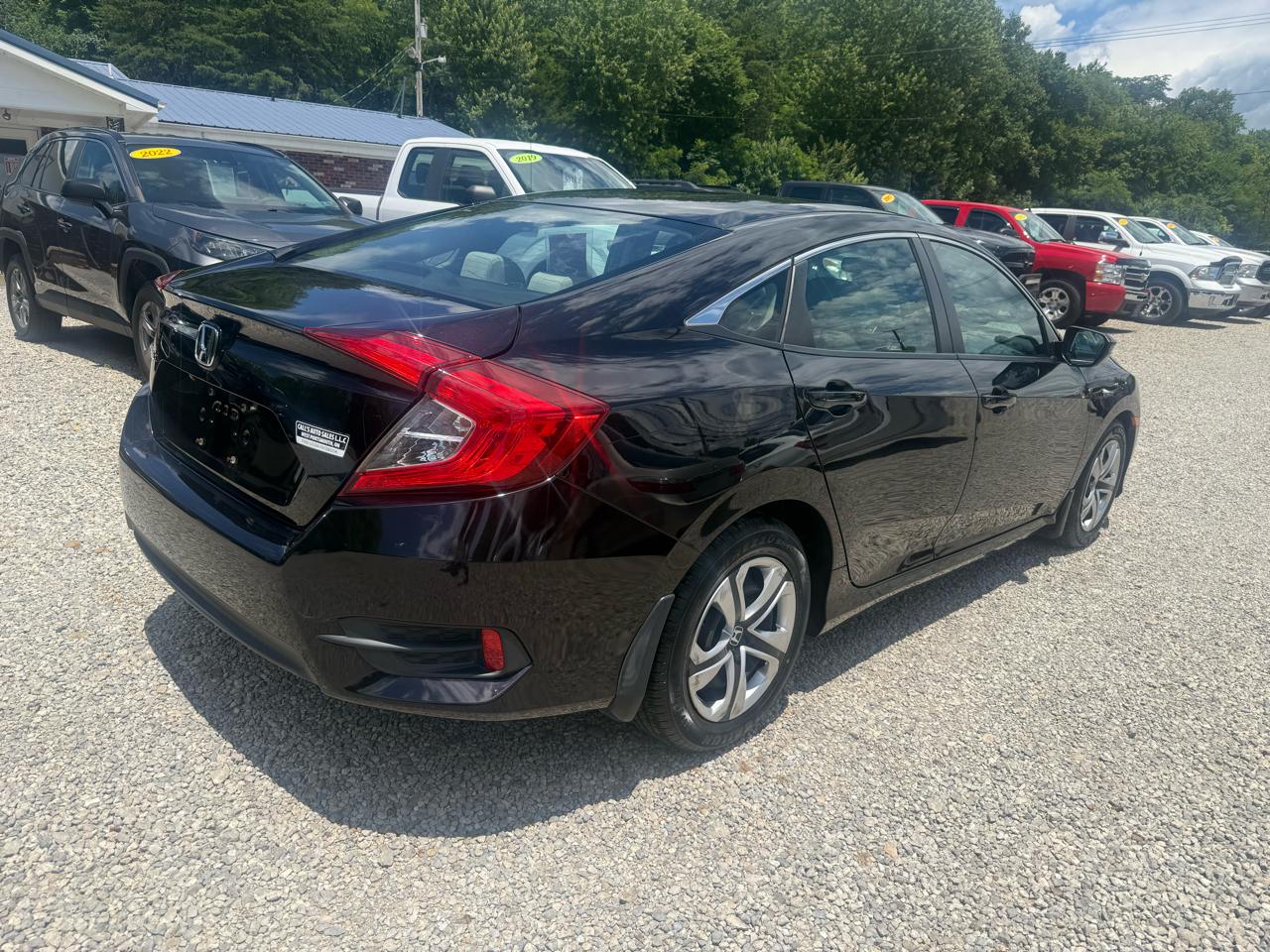 Honda Civic 4dr Sdn LX Auto 2017
