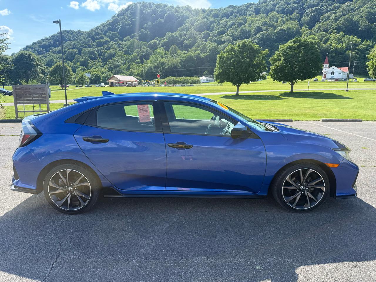 Honda Civic Sport 4D Hatchback at 2017
