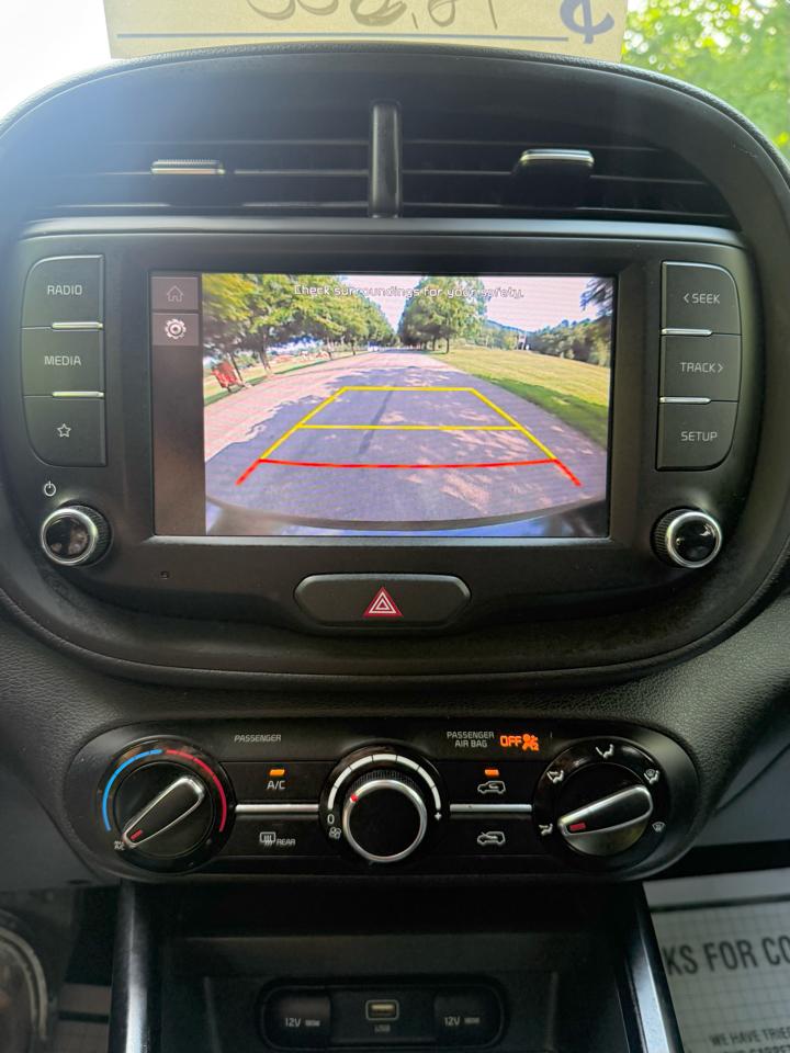 Kia Soul LX CVT 2023