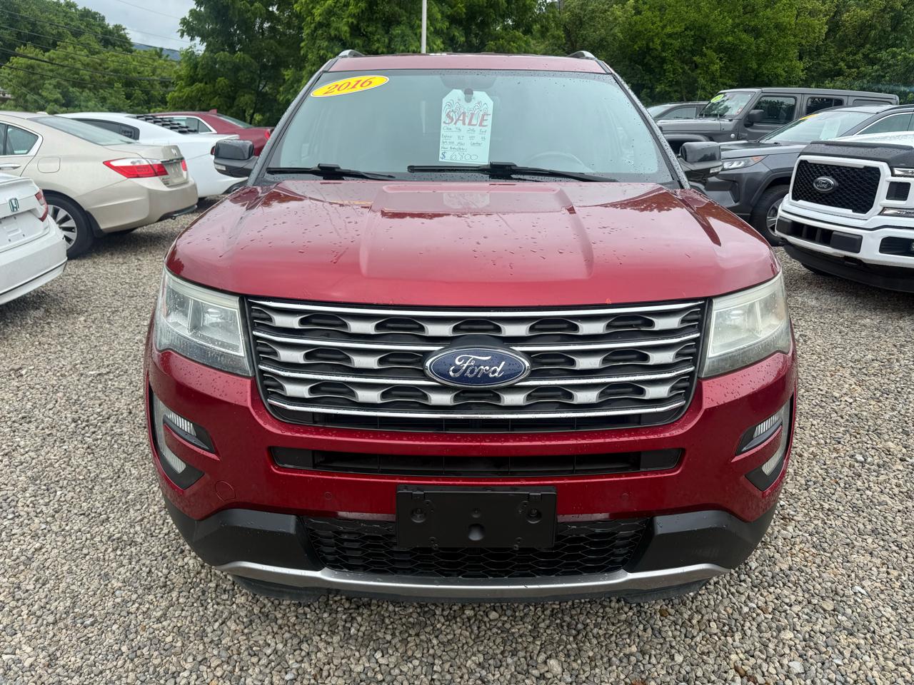 Ford Explorer XLT 4-Door 4WD 2016