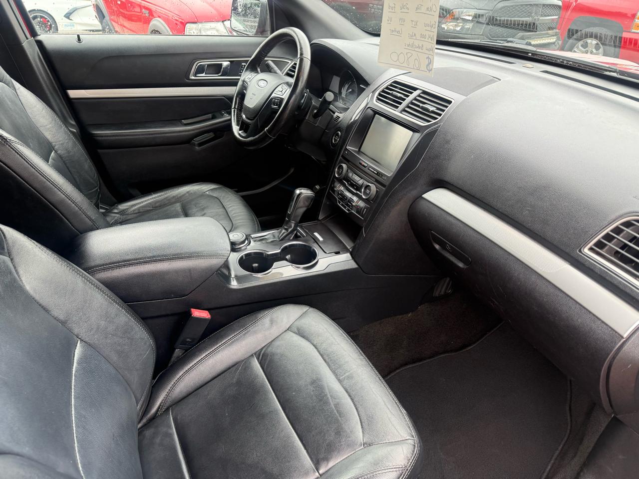 Ford Explorer XLT 4-Door 4WD 2016
