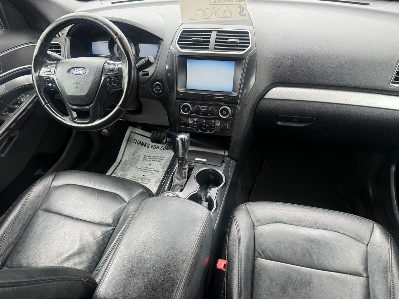 Ford Explorer XLT 4-Door 4WD 2016
