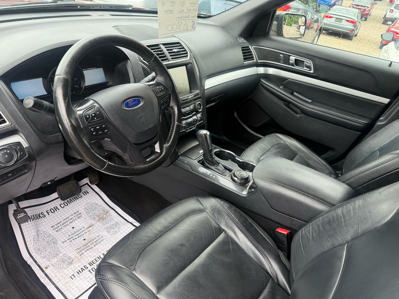Ford Explorer XLT 4-Door 4WD 2016
