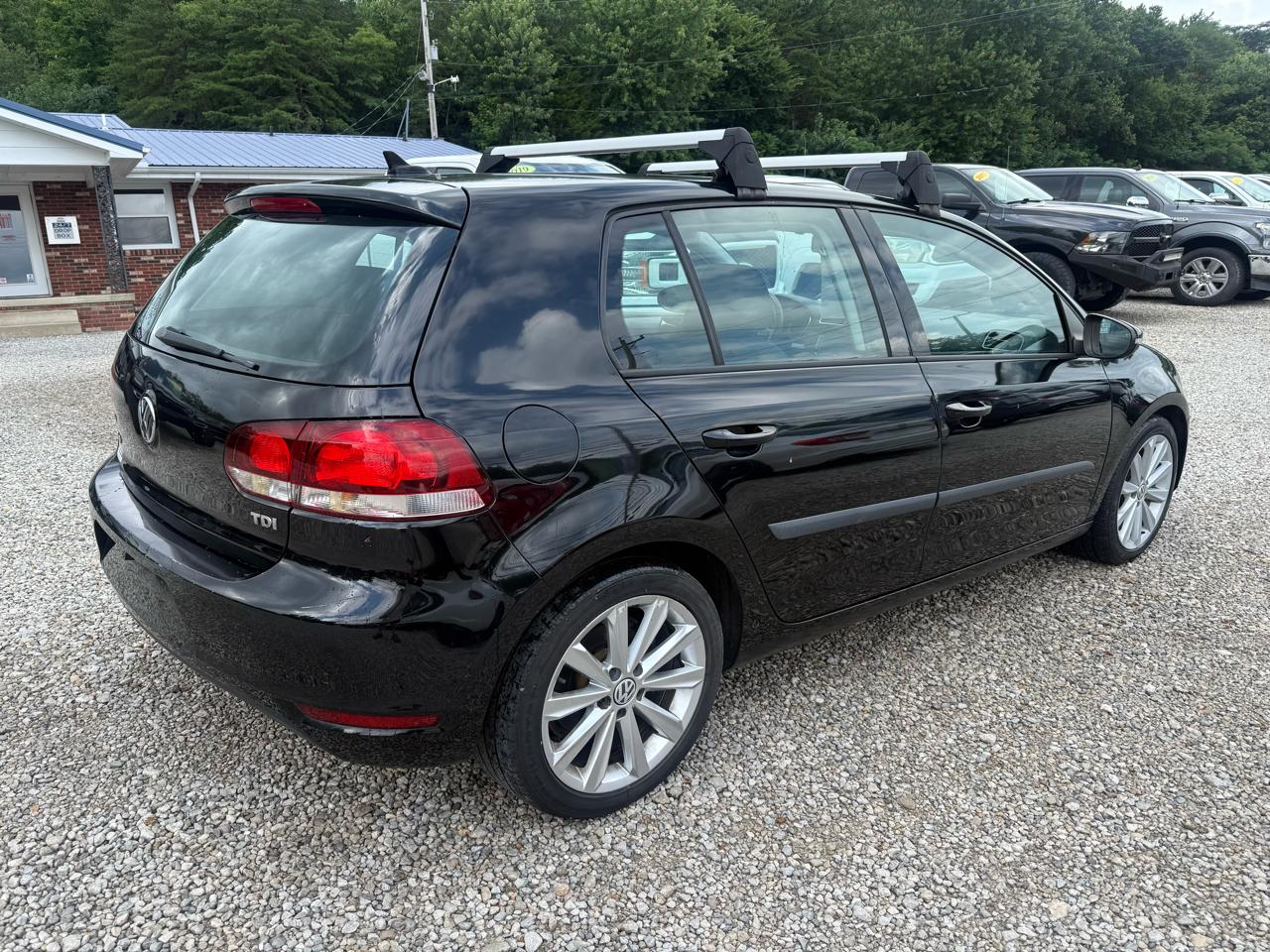 Volkswagen Golf 2.0L TDI w/Tech Package 4 Door 2013