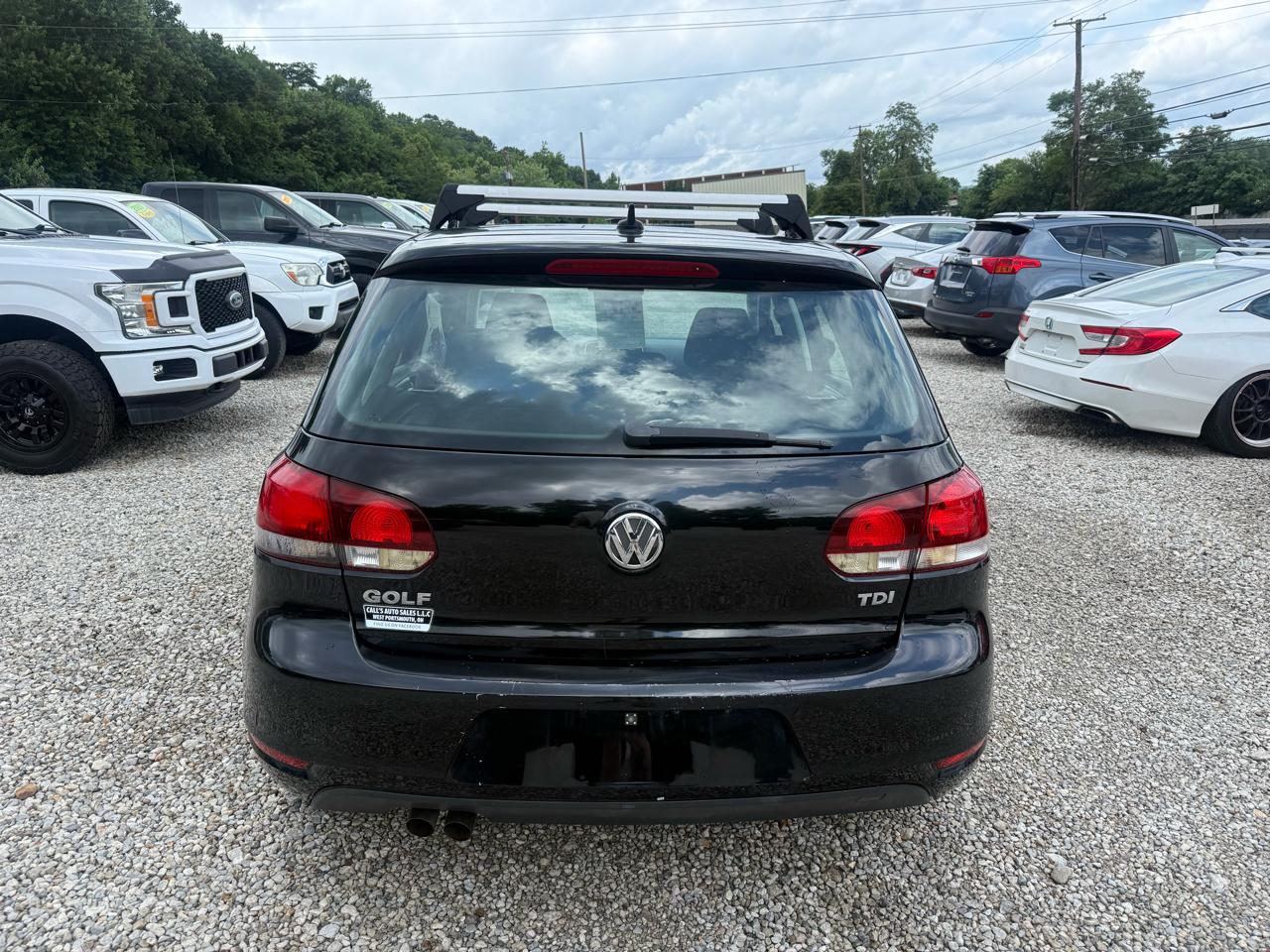 Volkswagen Golf 2.0L TDI w/Tech Package 4 Door 2013