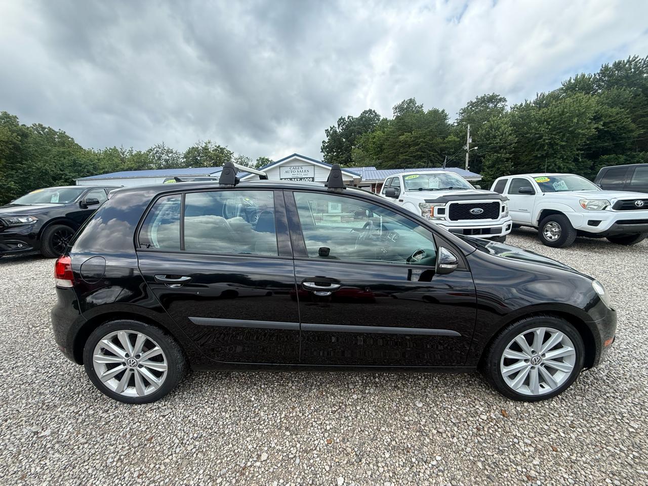 Volkswagen Golf 2.0L TDI w/Tech Package 4 Door 2013