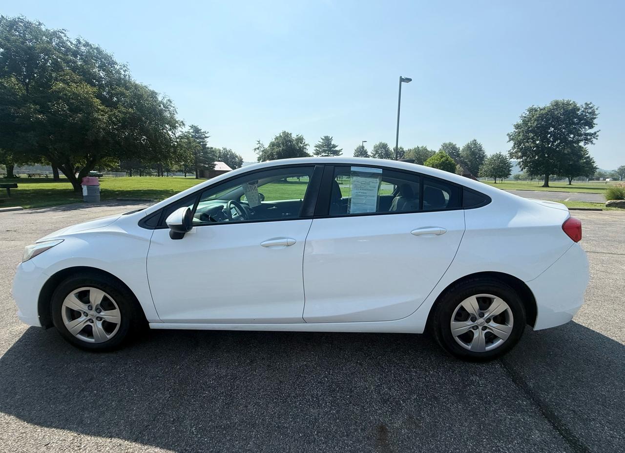 Chevrolet Cruze LS Auto 2017