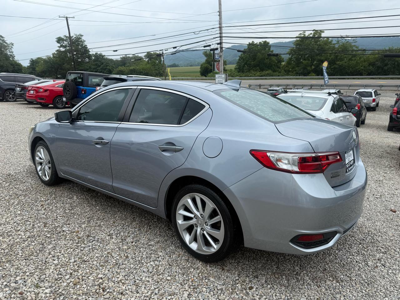 Acura ILX 8-Spd AT 2016