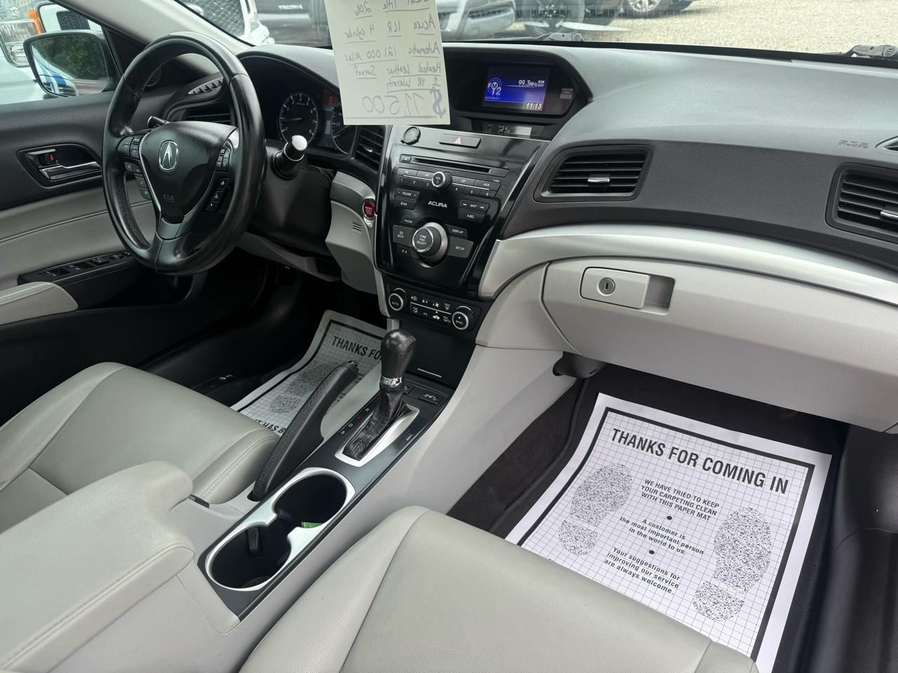 Acura ILX 8-Spd AT 2016