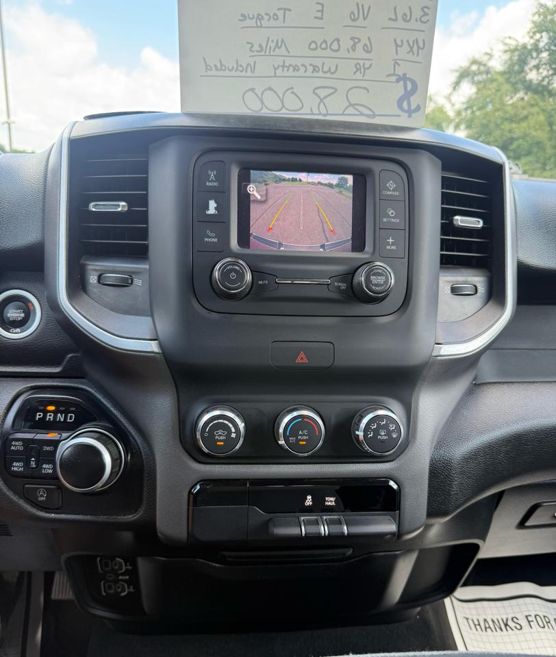 RAM 1500 Big Horn Crew Cab SWB 4WD 2020