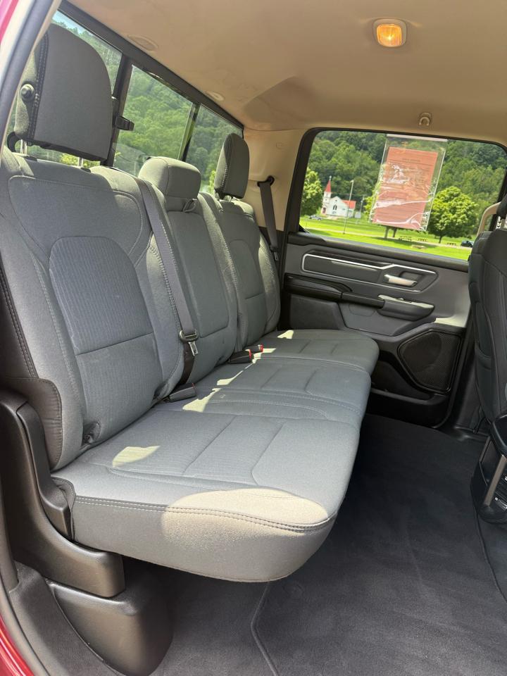 RAM 1500 Big Horn Crew Cab SWB 4WD 2020