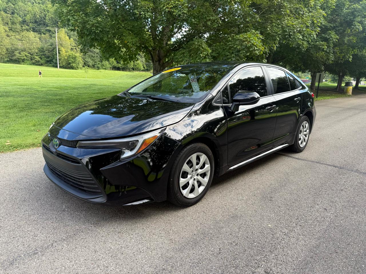 Toyota Corolla Hybrid LE 2024