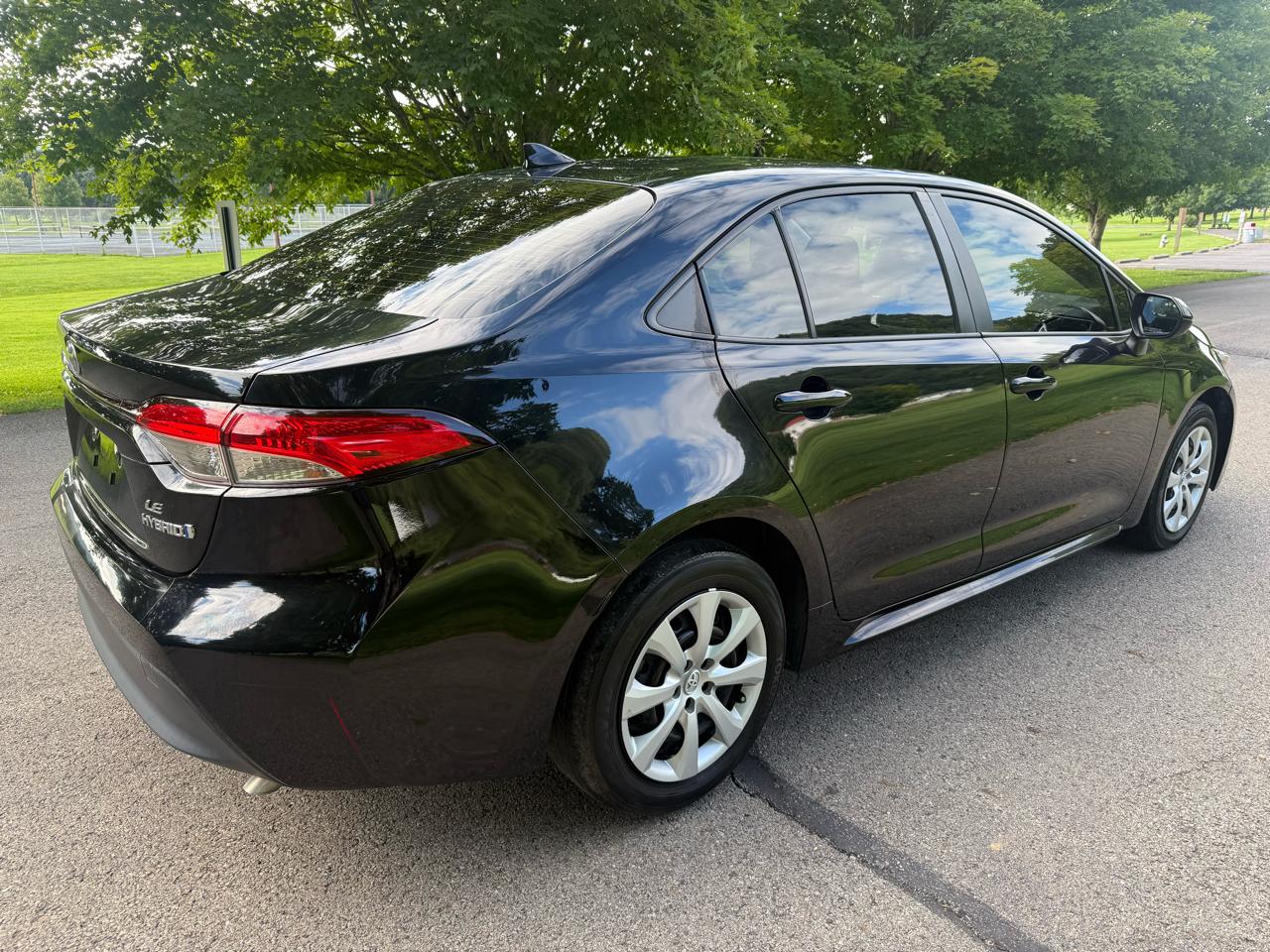 Toyota Corolla Hybrid LE 2024