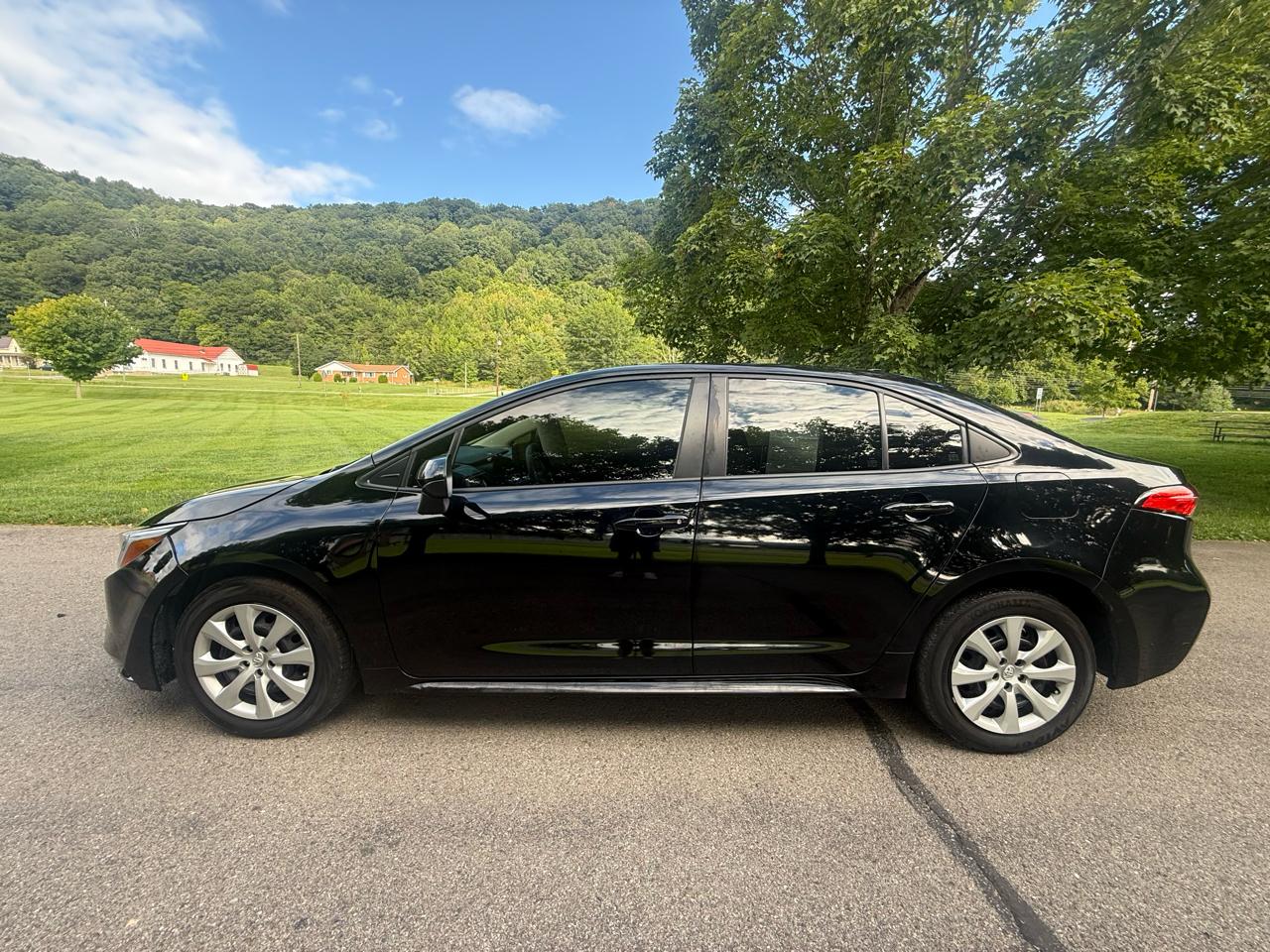 Toyota Corolla Hybrid LE 2024