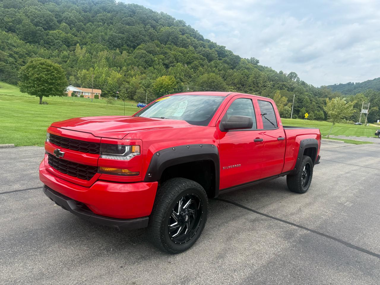 Chevrolet Silverado 1500 4WD Double Cab 147" Custom 2018
