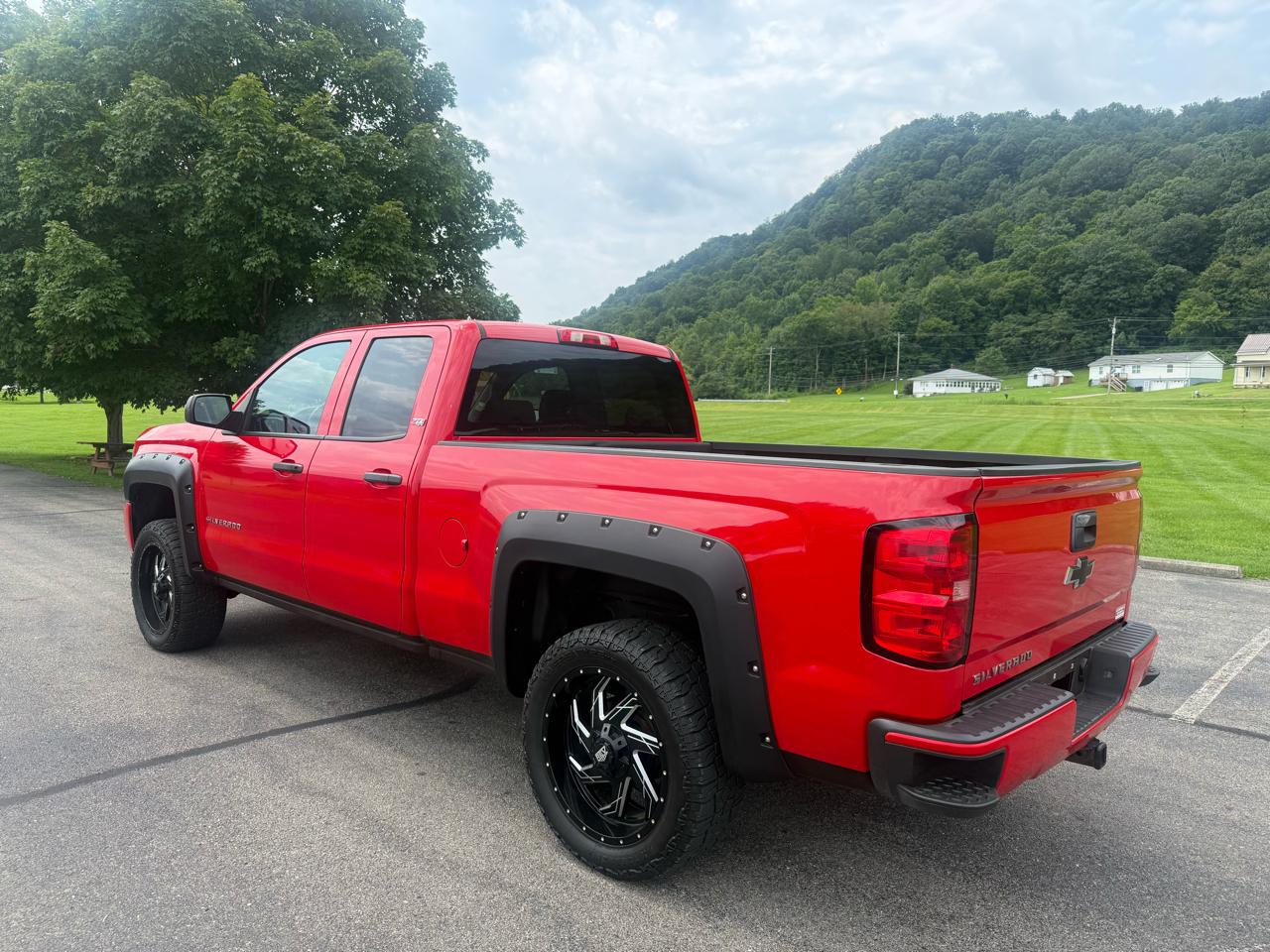 Chevrolet Silverado 1500 4WD Double Cab 147" Custom 2018