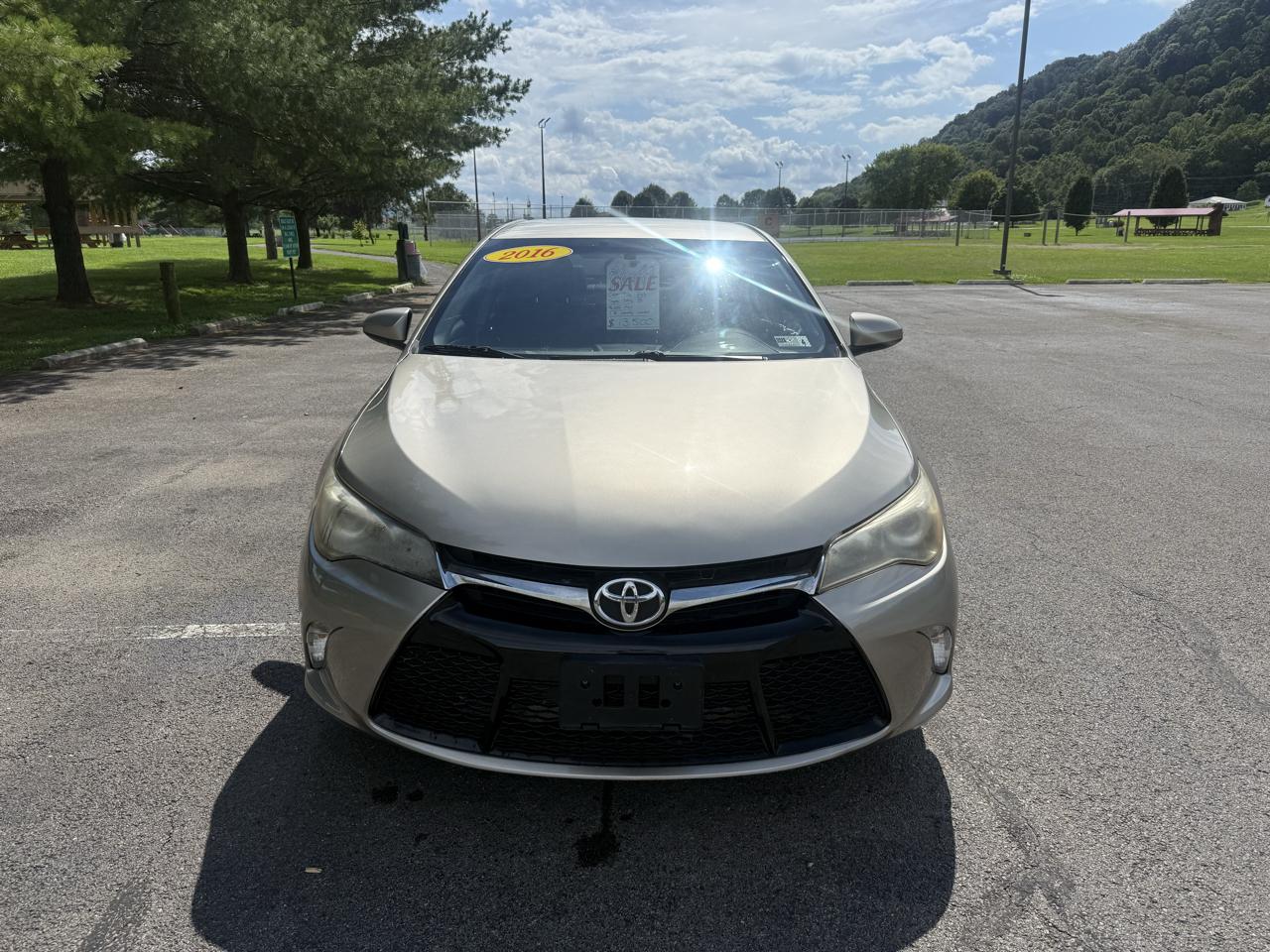 Toyota Camry SE Sport 2016