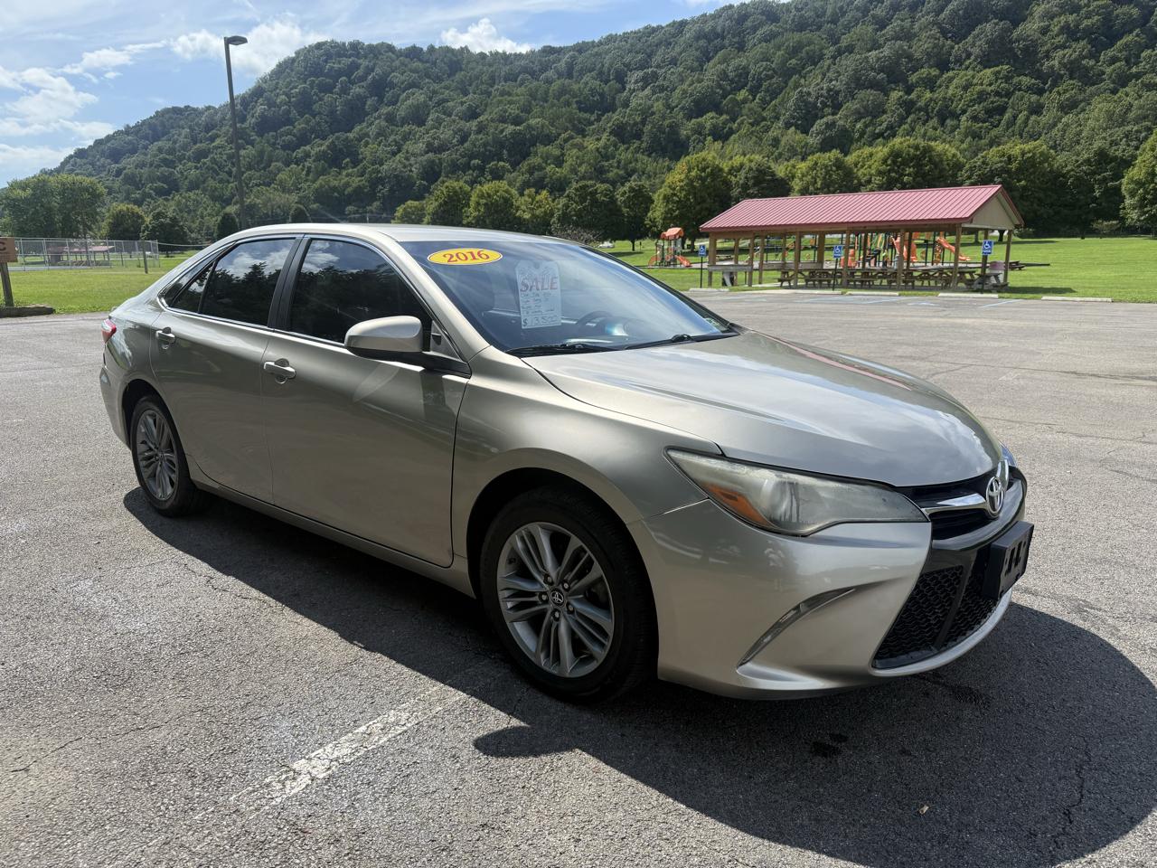 Toyota Camry SE Sport 2016