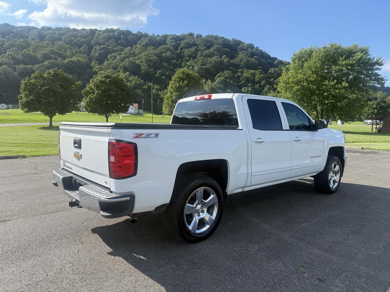 Chevrolet Silverado 1500 2LT Crew Cab 4WD 2015