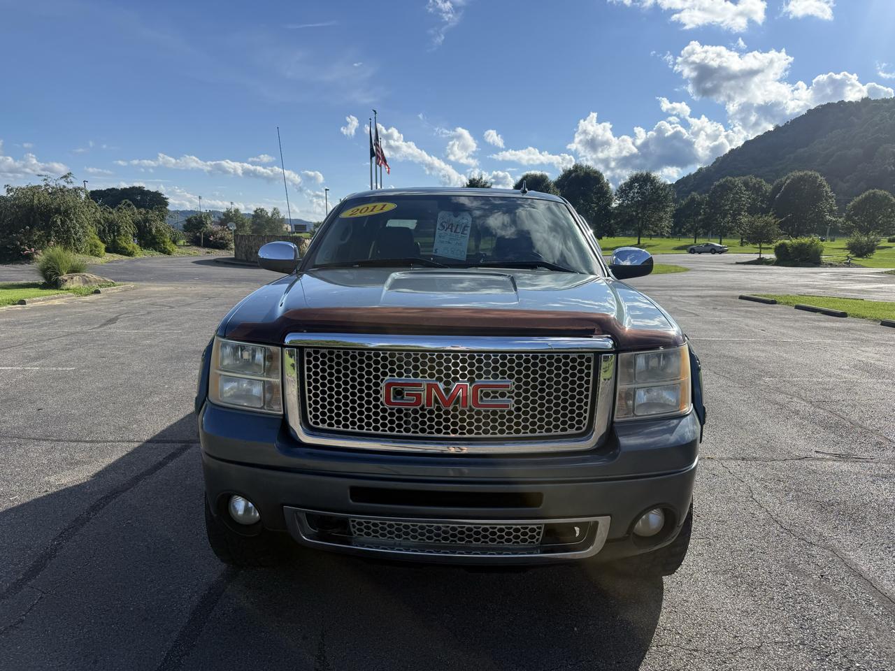 GMC Sierra 1500 Denali Crew Cab 4WD 2011