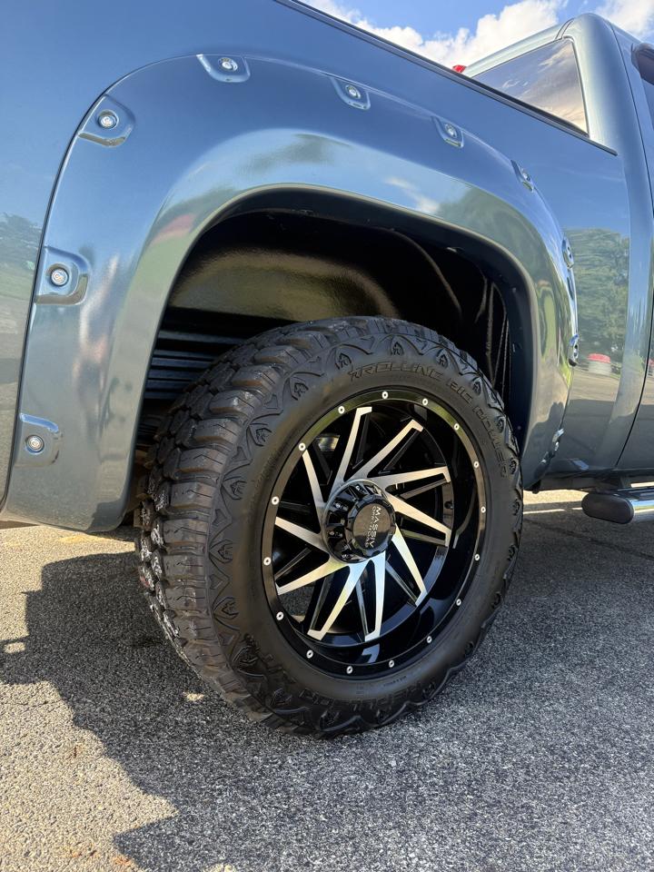 GMC Sierra 1500 Denali Crew Cab 4WD 2011