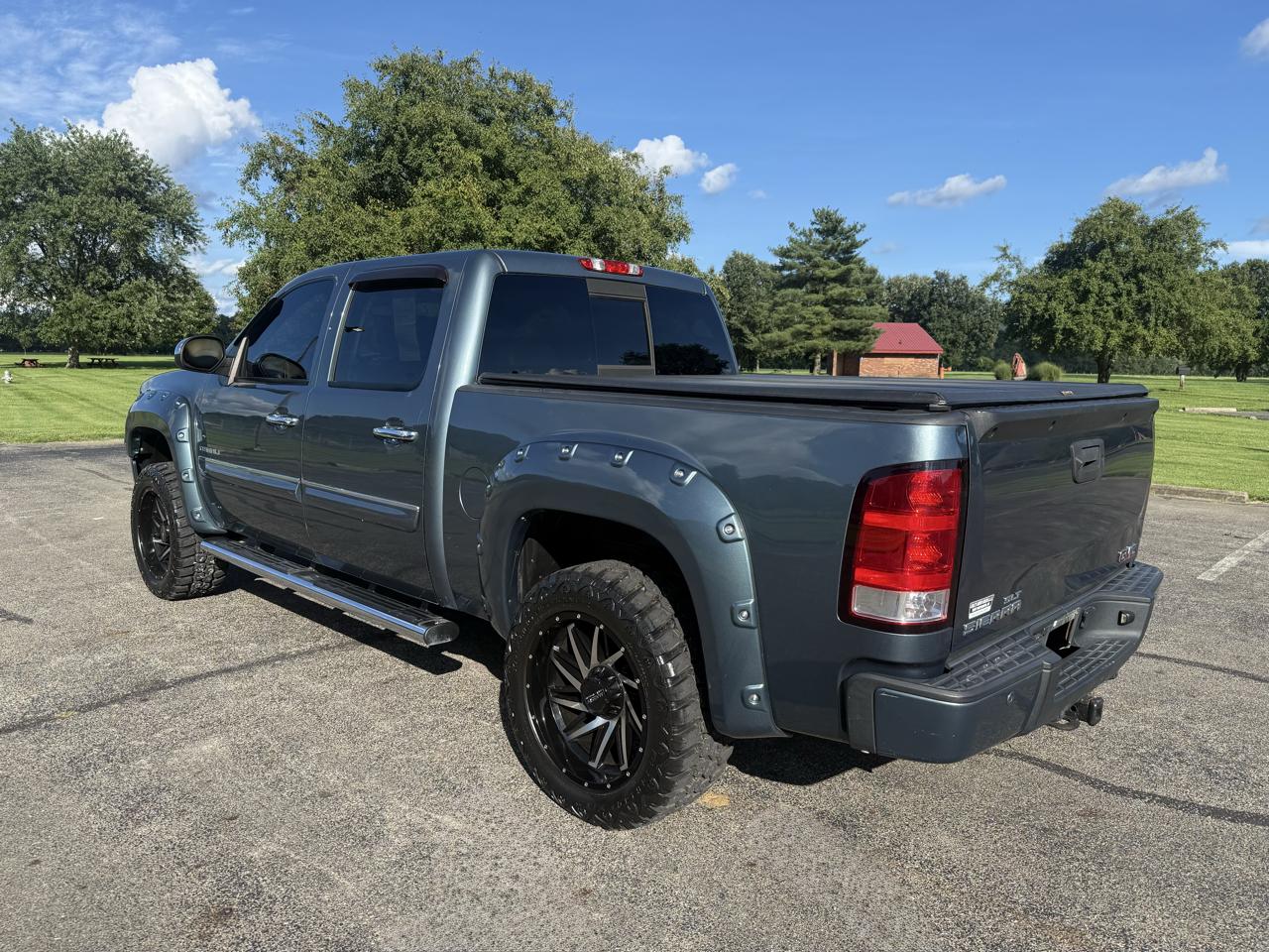 GMC Sierra 1500 Denali Crew Cab 4WD 2011