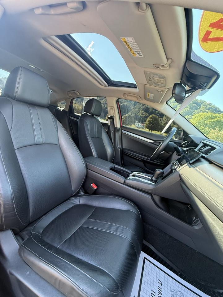 Honda Civic Touring 4D Sedan 2017