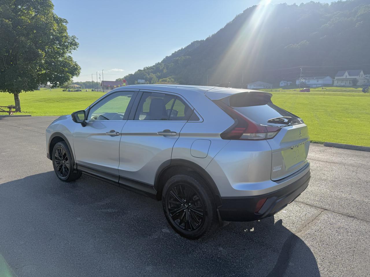 Mitsubishi Eclipse Cross LE AWD 2022