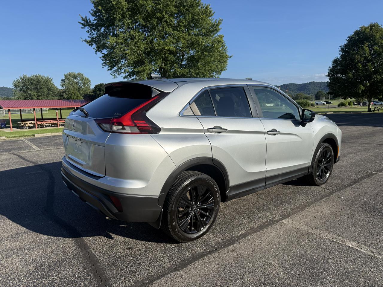 Mitsubishi Eclipse Cross LE AWD 2022