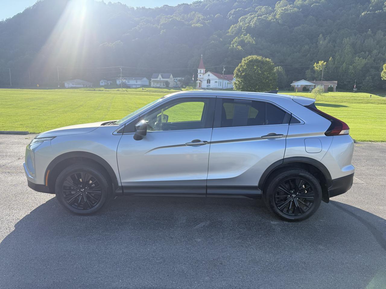 Mitsubishi Eclipse Cross LE AWD 2022