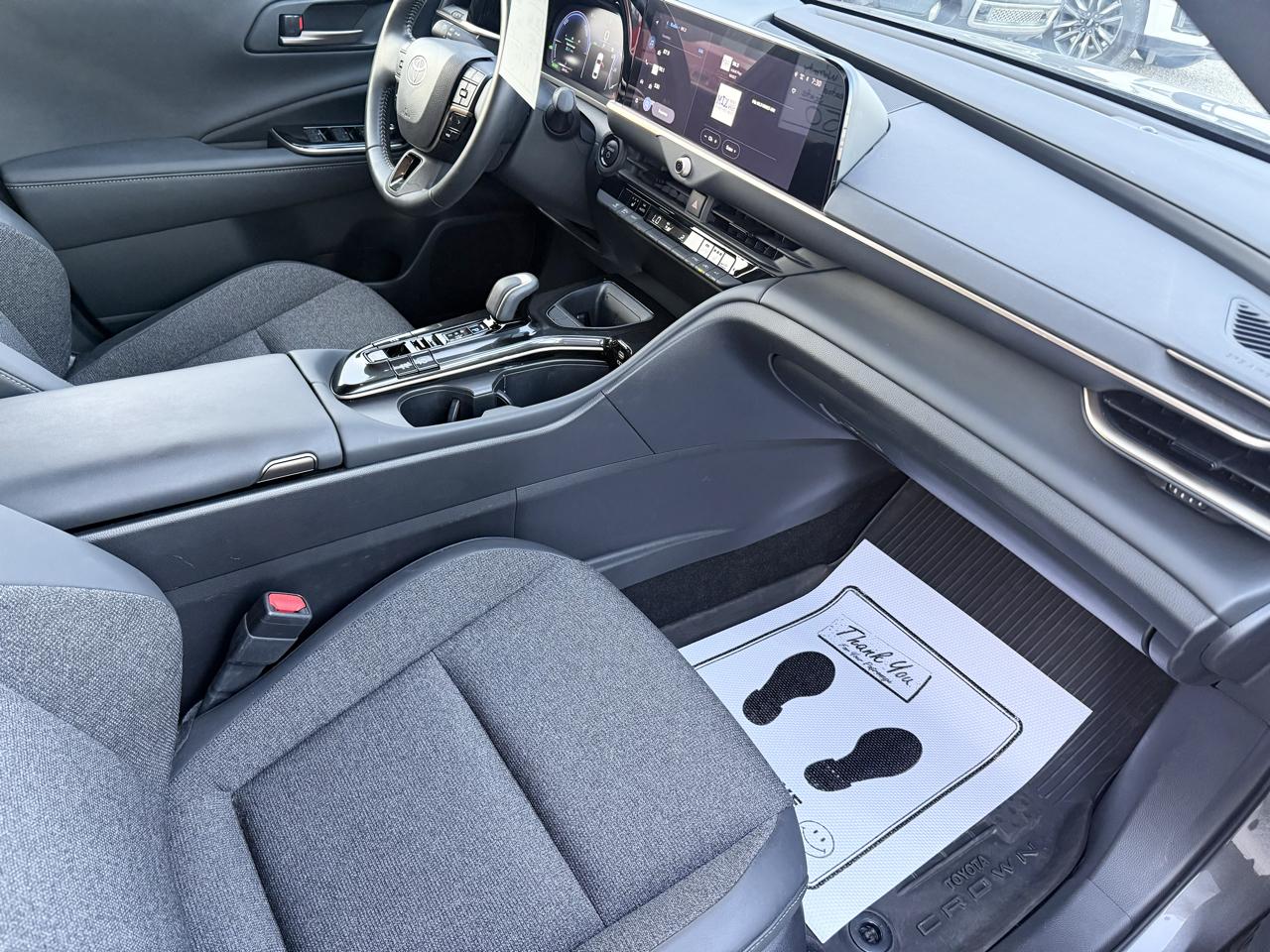 Toyota Crown XLE 2024