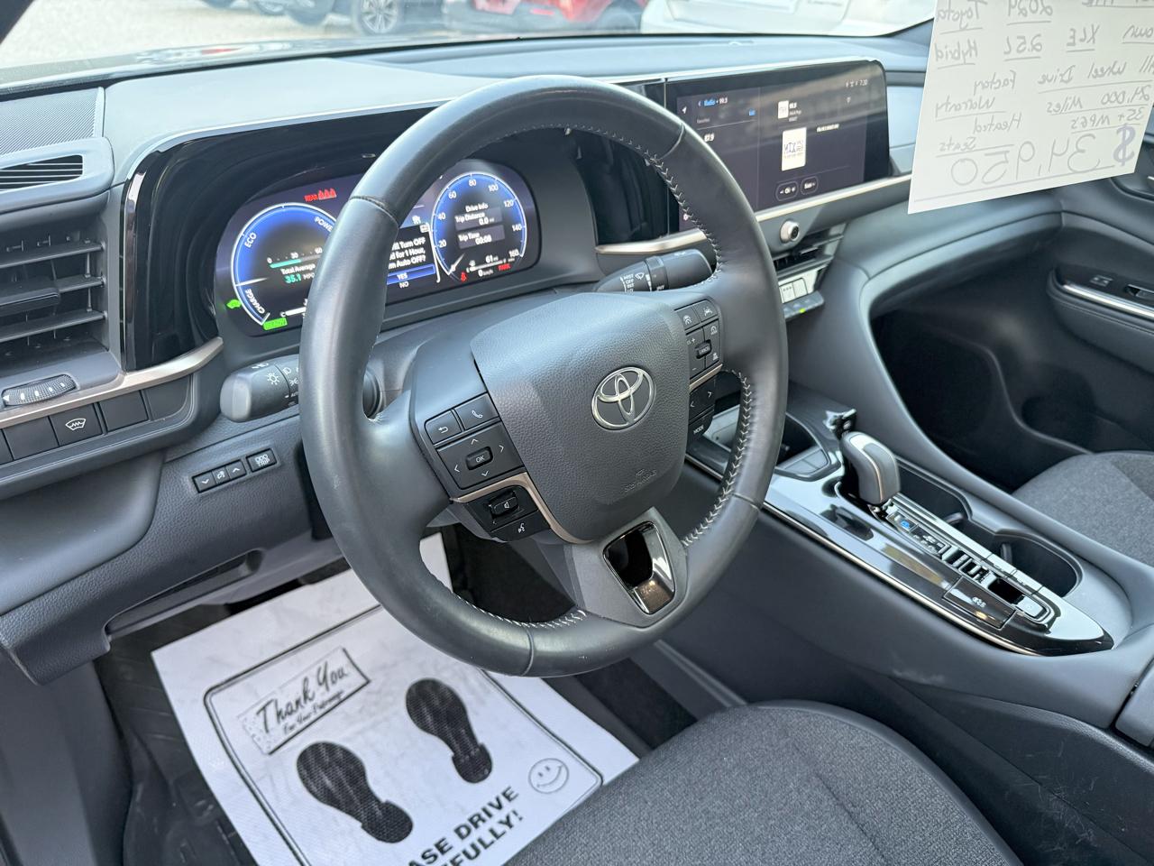 Toyota Crown XLE 2024
