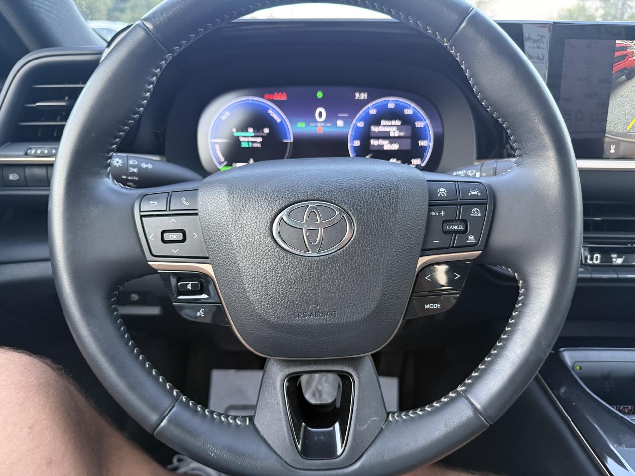 Toyota Crown XLE 2024