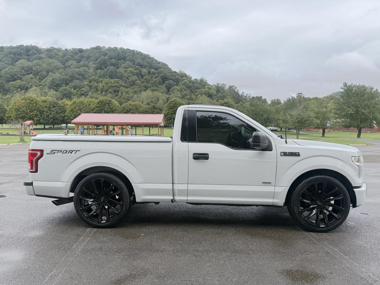 Ford F-150 Regular Cab 2WD 2015