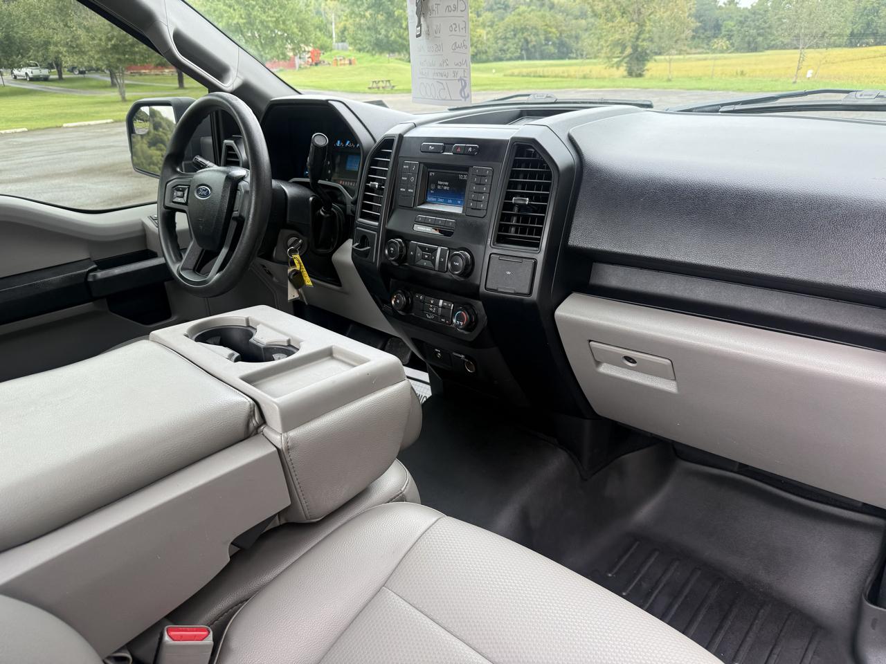 Ford F-150 Regular Cab 2WD 2015