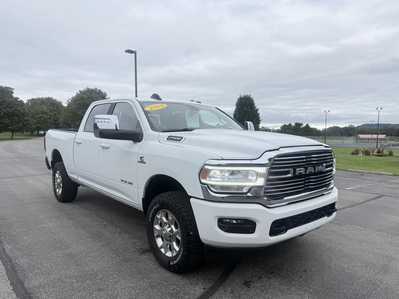 RAM 2500 Laramie Crew Cab SWB 4WD 2023