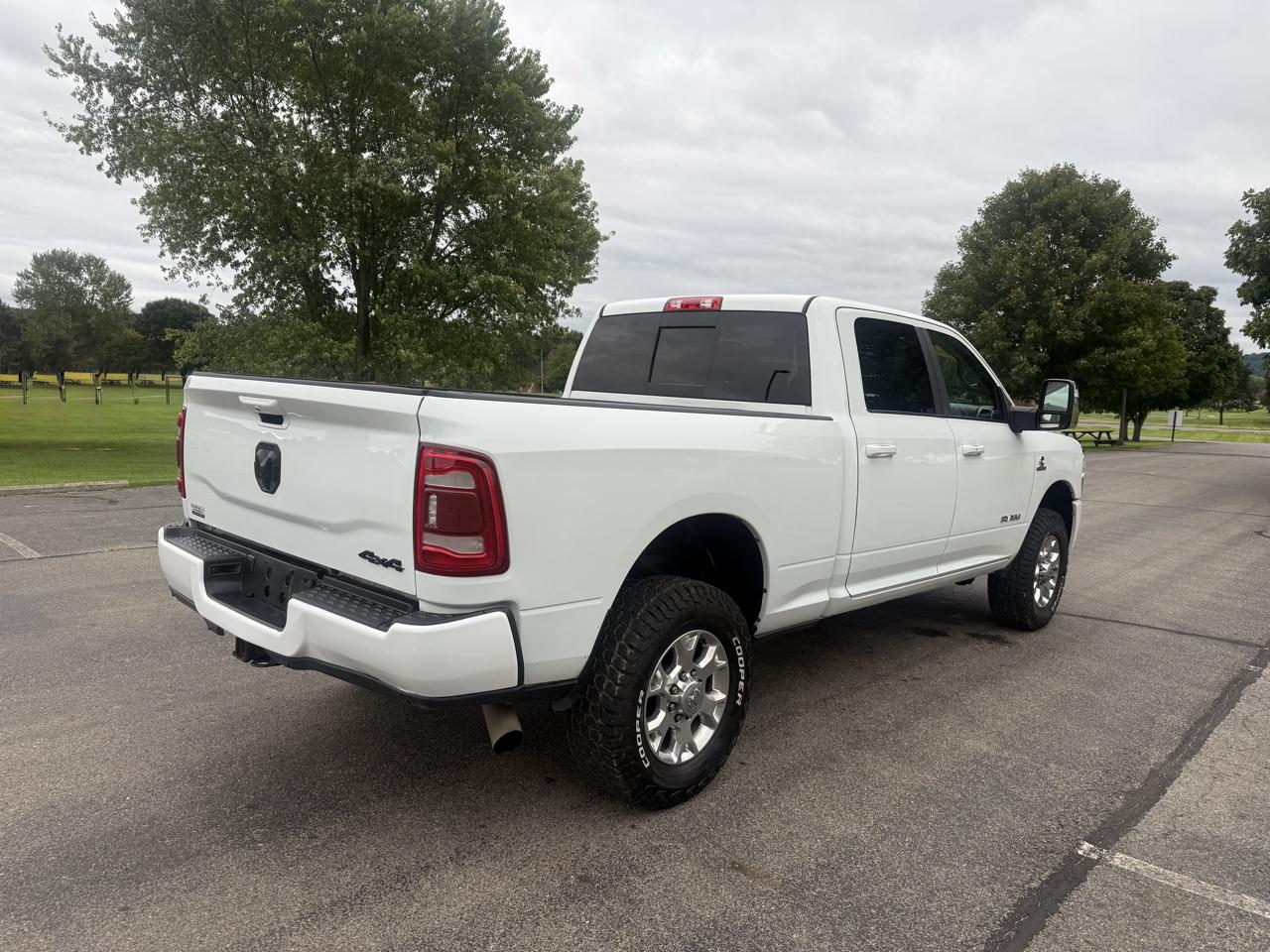 RAM 2500 Laramie Crew Cab SWB 4WD 2023
